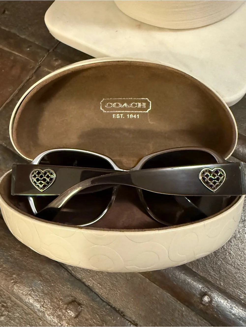 Coach sunglasses w hearts on temple region